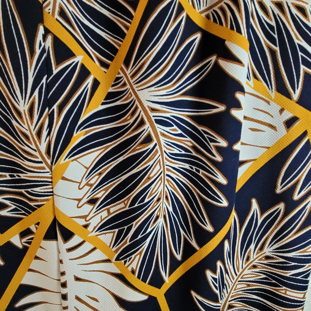EnFocus Studio Navy/ Tan/ Golden Yellow Tropical Floral A-Line Midi Dress - Picture 7 of 7